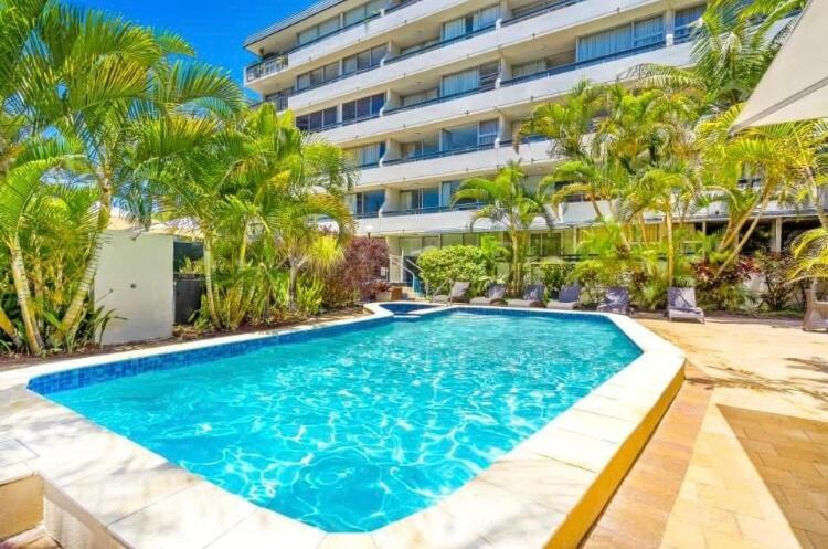 Blue Palms By The * Gold Coast