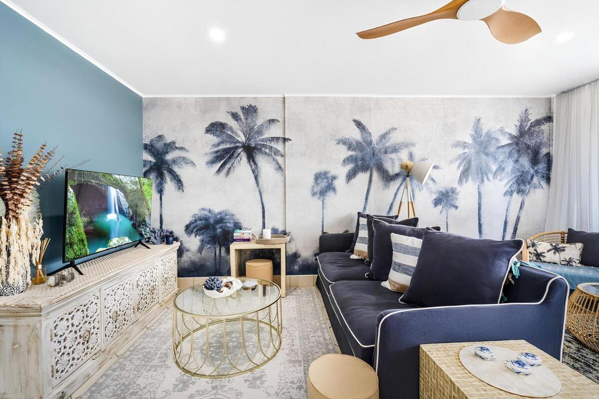 Apartment Blue Palms By The